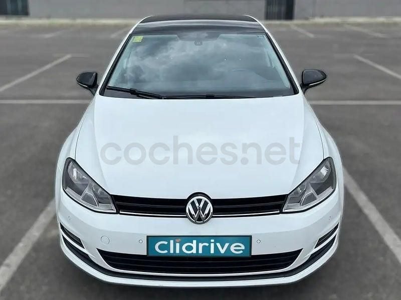 Usado VW Golf VII Advance 105 CV (77 kW) 2014 Blanco Berlina