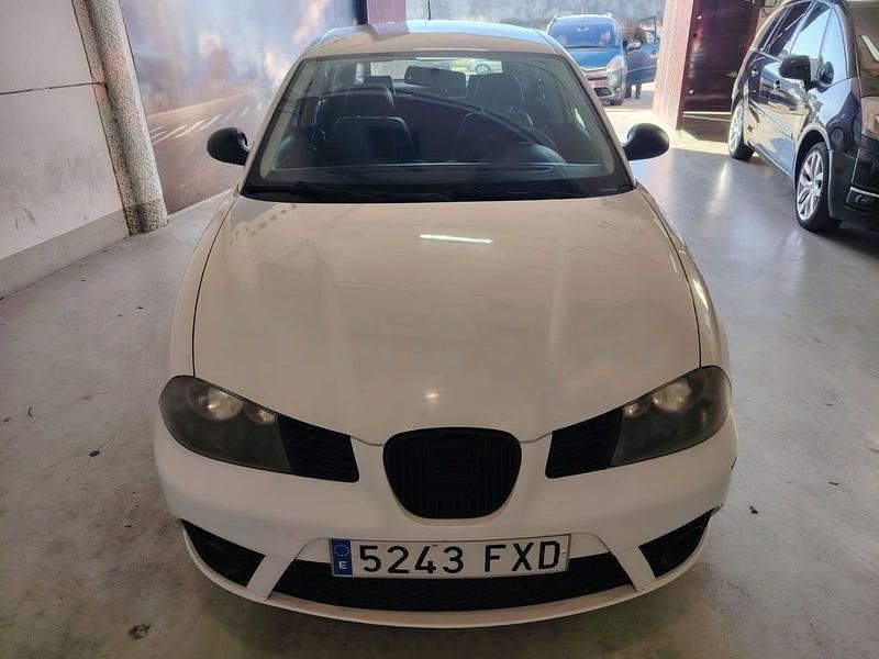 Usado Seat Ibiza Reference 70 CV (51 kW) 2007 Blanco Utilitario