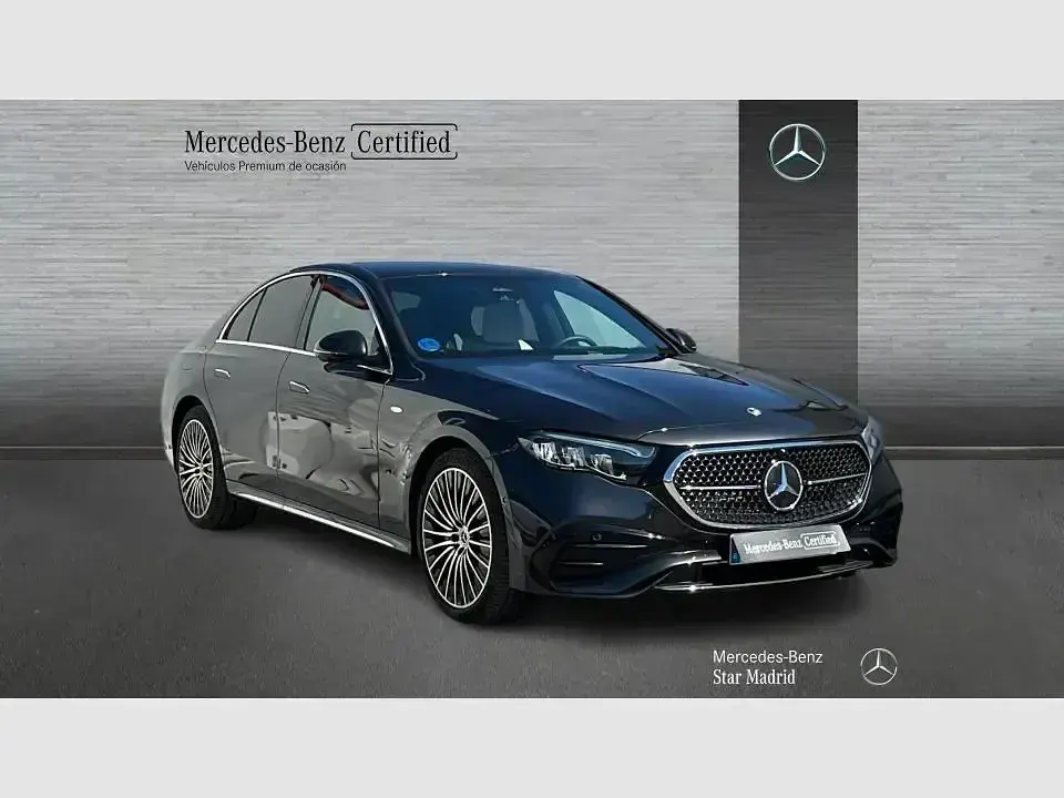 Usado Mercedes E300 313 CV (230 kW) 2025 Otro Berlina