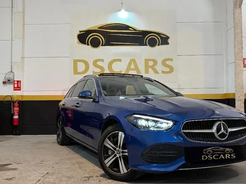 Usado Mercedes C300e 313 CV (230 kW) 2022 Azul Familiar