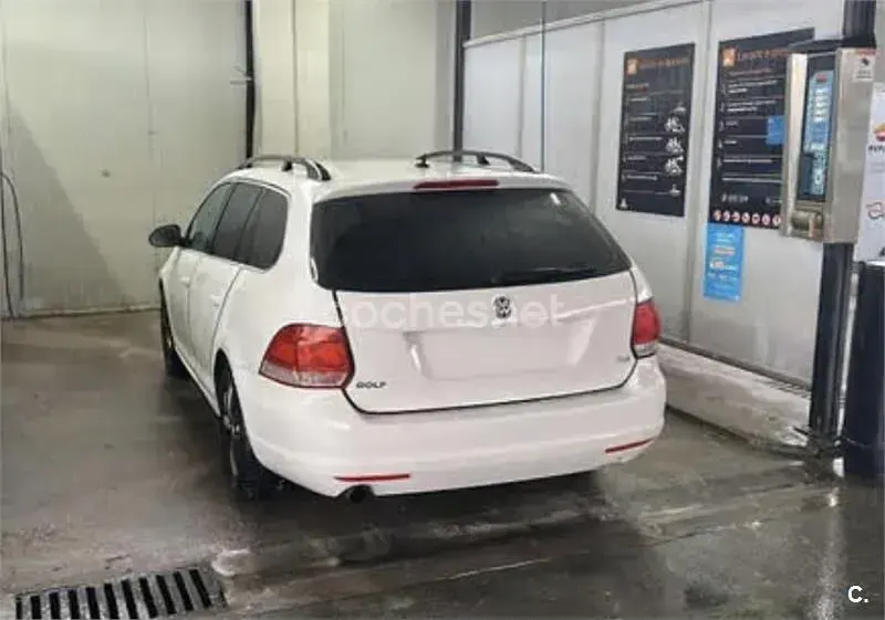 Usado VW Golf VII Sport 105 CV (77 kW) 2012 Blanco Familiar
