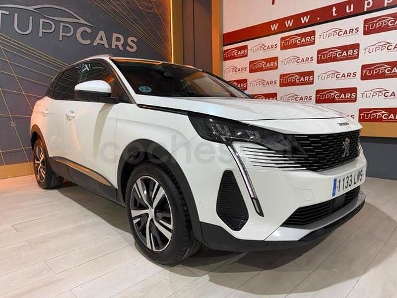 Usado Peugeot 3008 Allure 130 CV (95 kW) 2021 Blanco SUV
