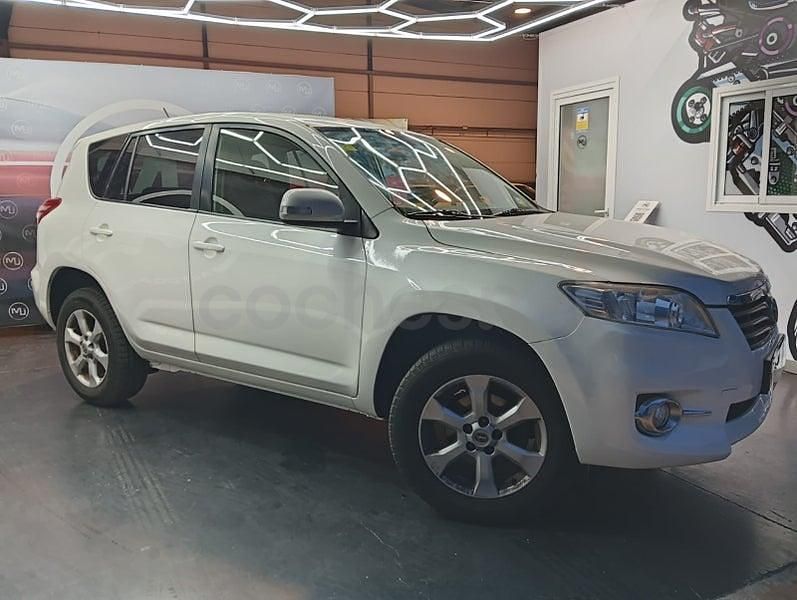 Usado Toyota RAV4 Executive 150 CV (110 kW) 2011 Blanco SUV