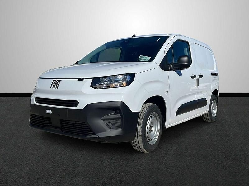 Blanco Nuevo 2025 Fiat Doblò Monovolumen | 32.699 € - Imagen 1/4