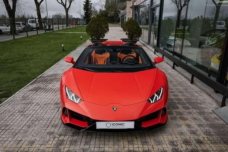 Usado Lamborghini Huracán 639 CV (469 kW) 2021 Naranja Descapotable