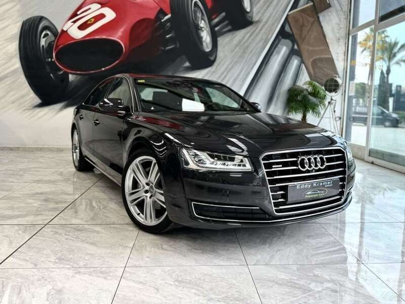 Usado Audi A8L Comfort 262 CV (192 kW) 2015 Negro Berlina