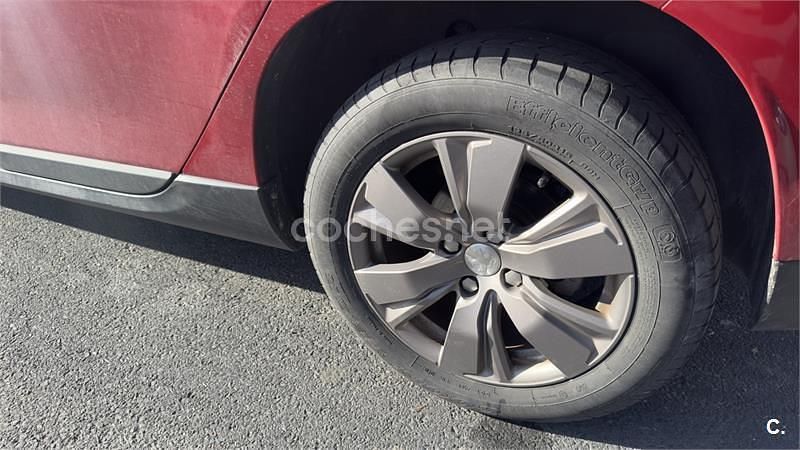 Occasion Peugeot 2008 Style 110 ch (80 kW) 2018 Rouge SUV