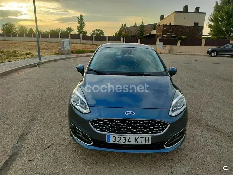 Usado Ford Fiesta Vignale 100 CV (73 kW) 2019 Azul Utilitario