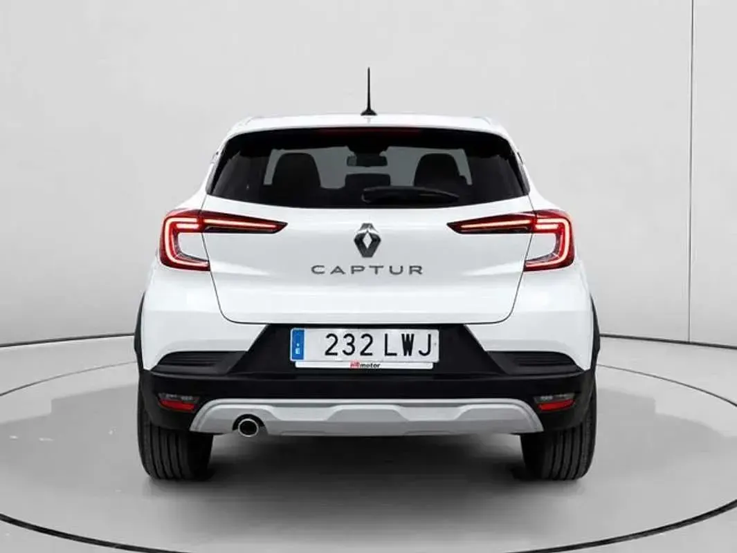 Usado Renault Captur Intens 101 CV (74 kW) 2022 Blanco SUV