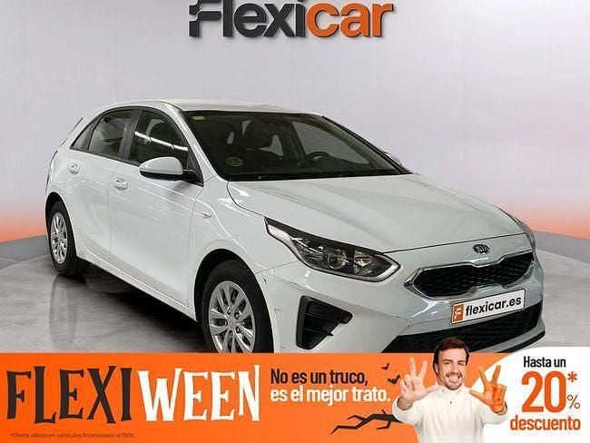 Blanco Usado 2020 Kia Ceed Berlina | 13.470 € (Buen precio) - Imagen 1/4