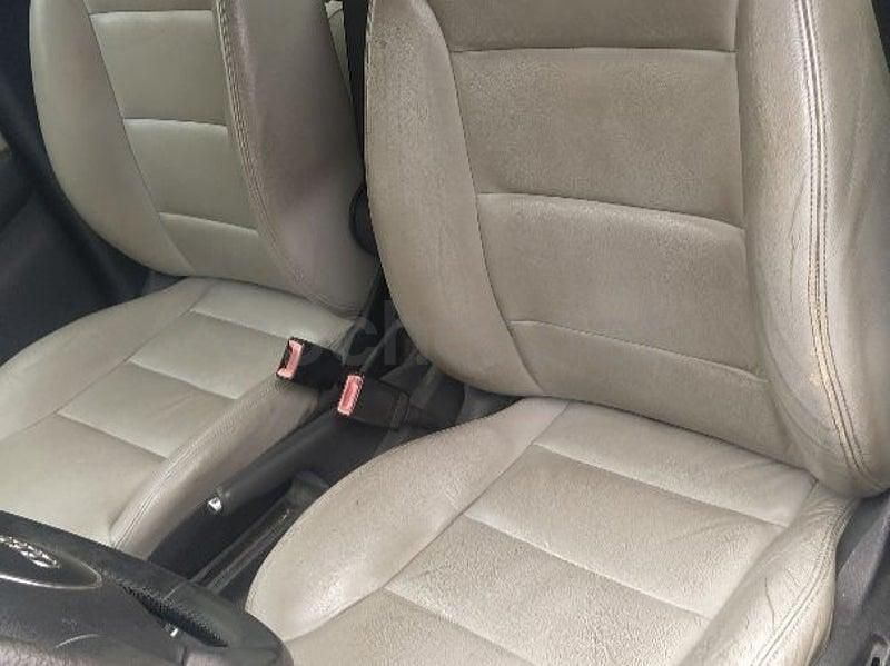 Usado Audi A3 Ambition 130 CV (95 kW) 2003 Negro Utilitario