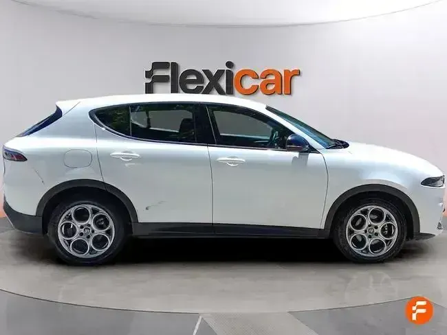 Usado Alfa Romeo Tonale Sprint 130 CV (95 kW) 2023 Blanco SUV