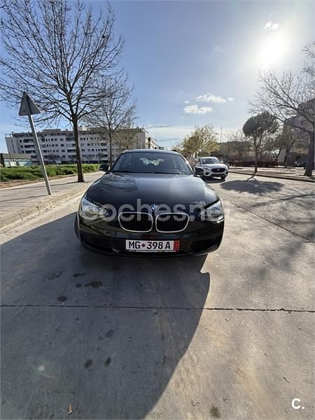 Usado BMW 114 102 CV (75 kW) 2014 Negro Utilitario