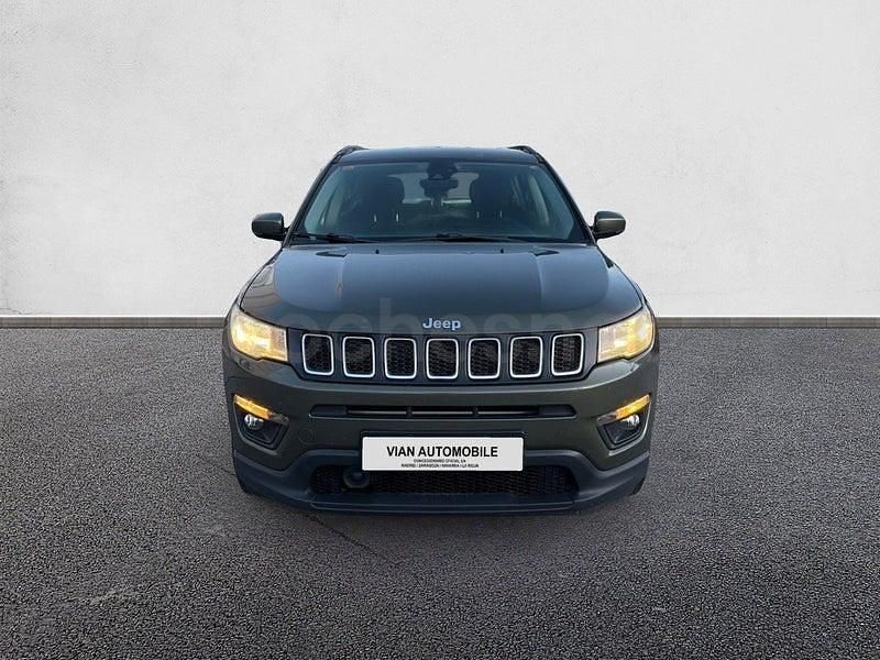 Usado Jeep Compass Longitude 120 CV (88 kW) 2018 Gris / plata SUV