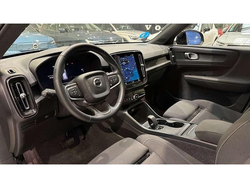 Usado Volvo EX40 Core 175 kW (238 CV) 2024 Negro SUV