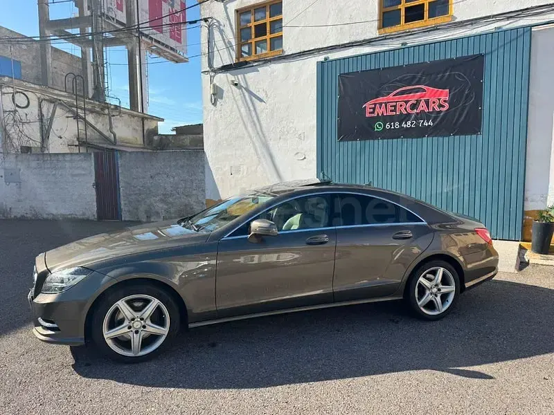 Usado Mercedes CLS350 265 CV (194 kW) 2011 Marrón Coupe