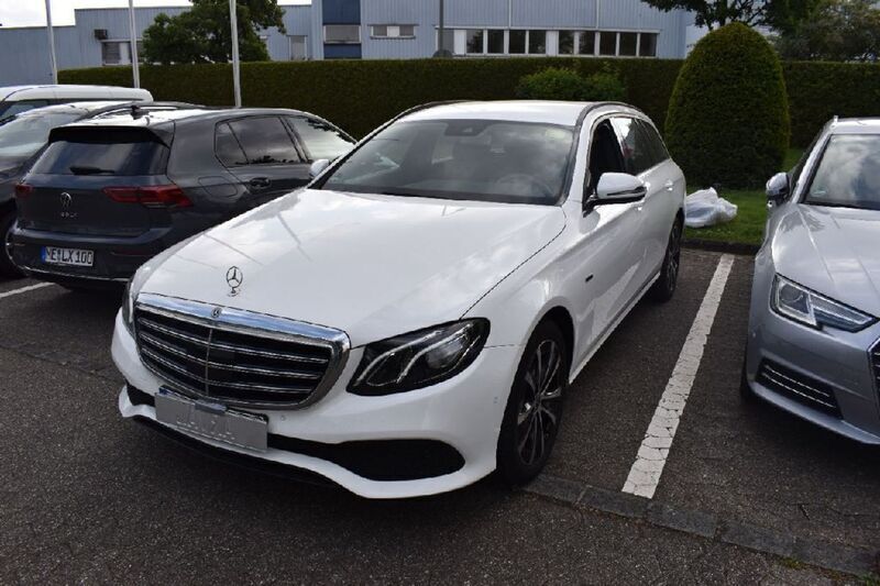Blanco Usado 2020 Mercedes E300 Familiar | 22.850 € - Imagen 1/4