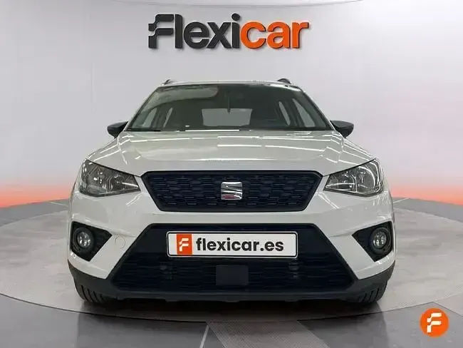Usado Seat Arona Ecomotive 95 CV (69 kW) 2018 Blanco SUV
