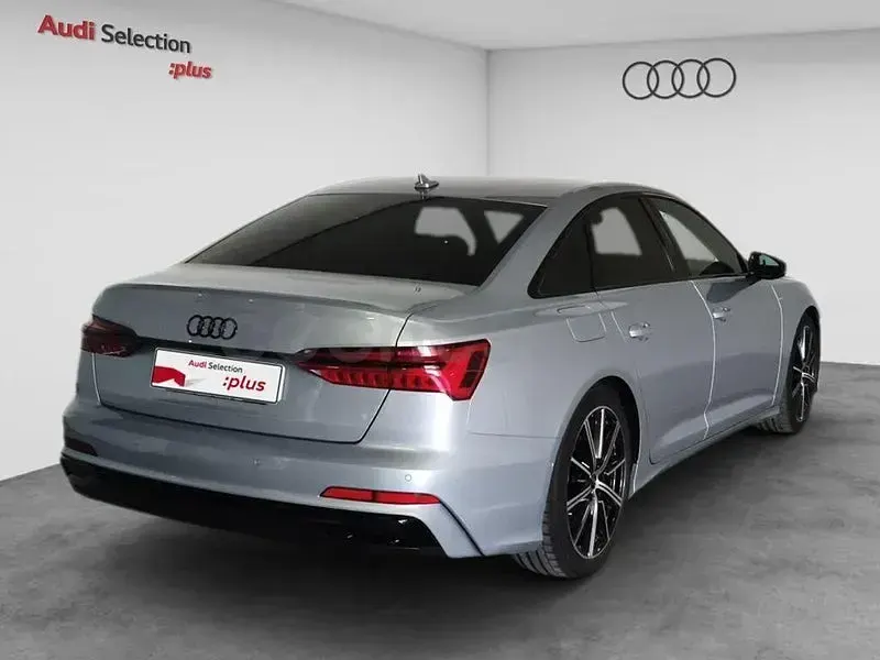 Usado Audi A6 Ambiente 204 CV (150 kW) 2025 Gris / plata Berlina