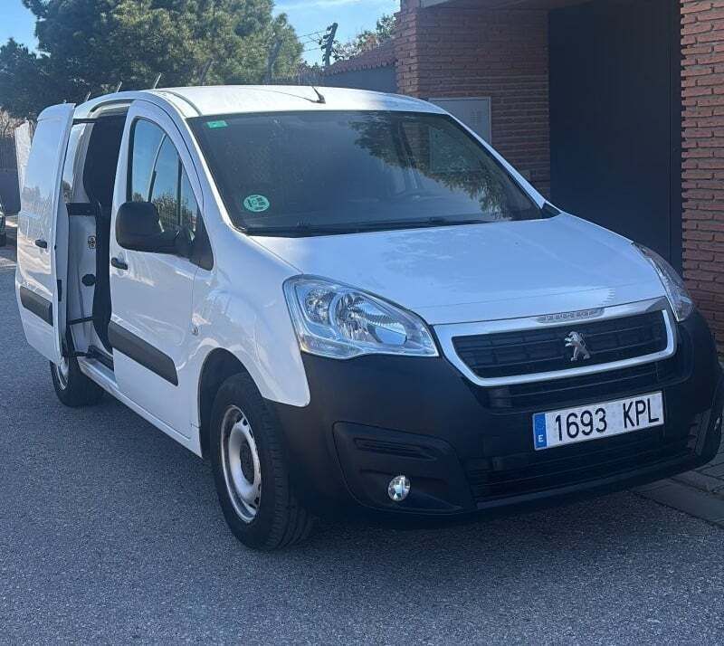Blanco Usado 2018 Peugeot Partner Monovolumen | 8500 € (Buen precio) - Imagen 1/4