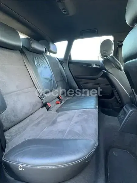 Usado Audi A3 Ambiente 140 CV (102 kW) 2010 Negro Utilitario