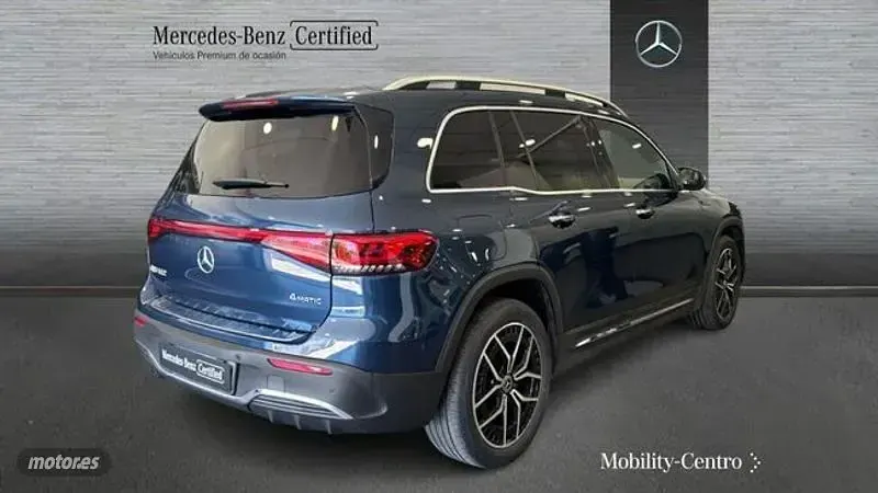 Usado Mercedes EQB300 167 kW (228 CV) 2022 Azul SUV
