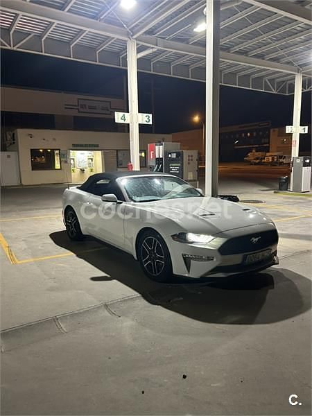 Usado Ford Mustang 314 CV (230 kW) 2019 Blanco Descapotable