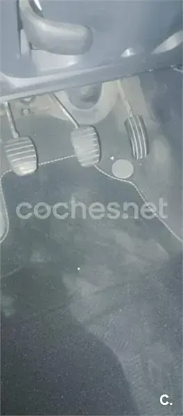 Usado Renault Clio II Authentique 60 CV (44 kW) 2003 Azul Berlina
