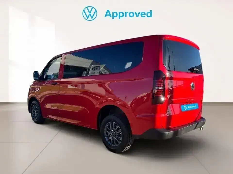 Nuevo VW Caravelle 110 CV (80 kW) 2025 Rojo Van