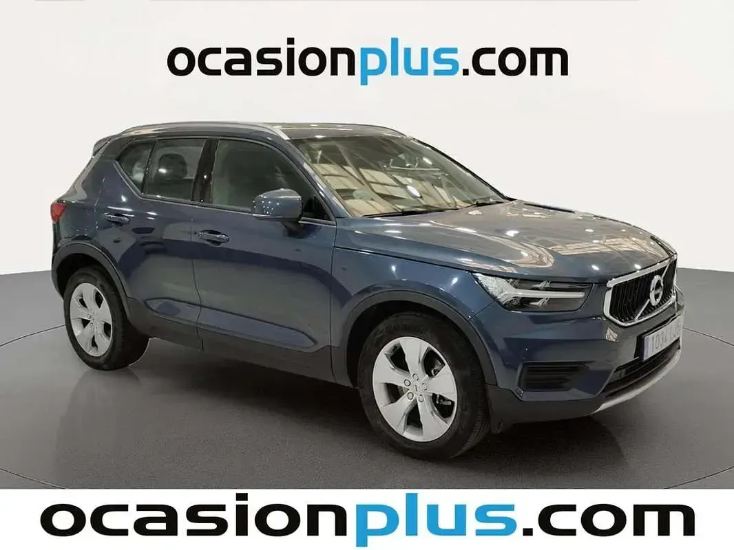Usado Volvo XC40 Momentum 150 CV (110 kW) 2020 Azul SUV