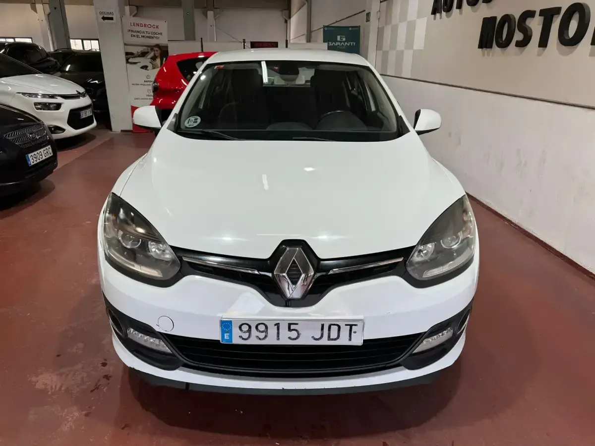 Usado Renault Mégane Business 95 CV (69 kW) 2015 Blanco