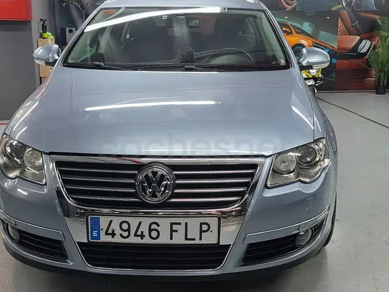 Usado VW Passat Highline 150 CV (110 kW) 2007 Azul Familiar