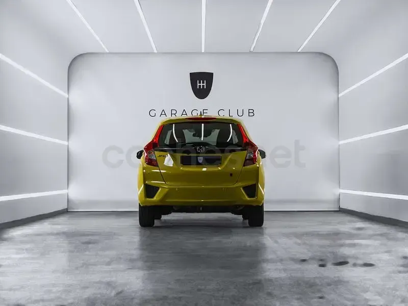 Usado Honda Jazz Elegance 102 CV (75 kW) 2016 Amarillo Utilitario