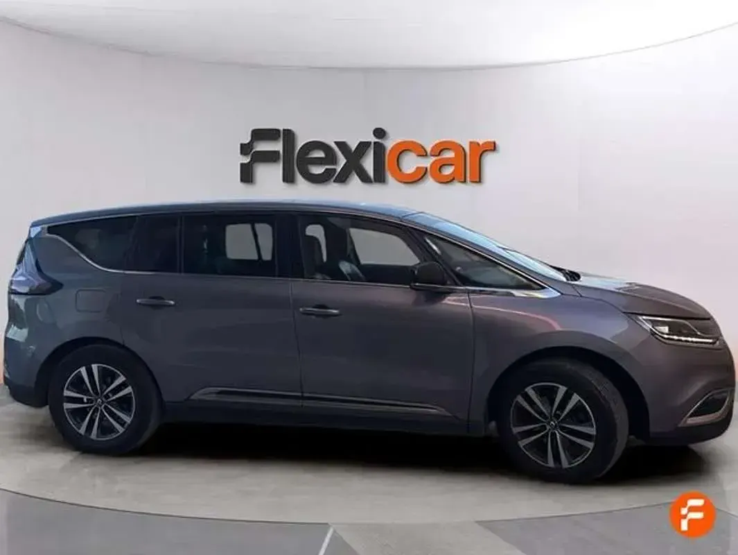 Usado Renault Espace Zen 160 CV (117 kW) 2018 Gris Monovolumen