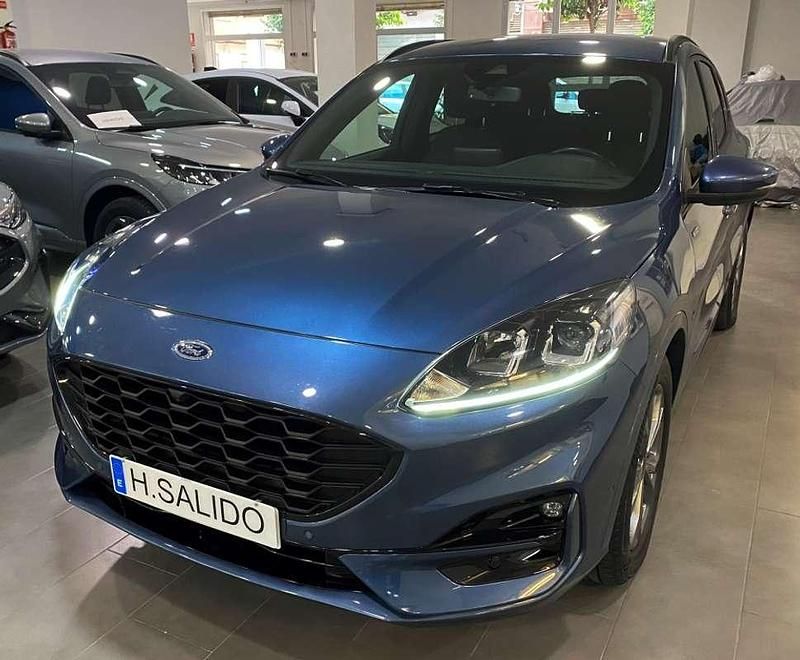 Usado Ford Kuga ST-Line 190 CV (139 kW) 2022 Azul SUV