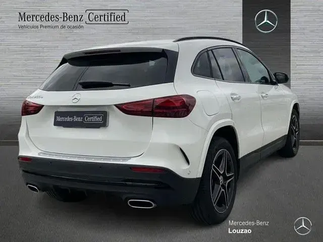 Usado Mercedes GLA250 218 CV (160 kW) 2026 Blanco polar SUV