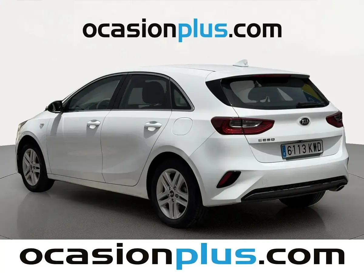 Usado Kia Ceed 101 CV (74 kW) 2019 Blanco Utilitario