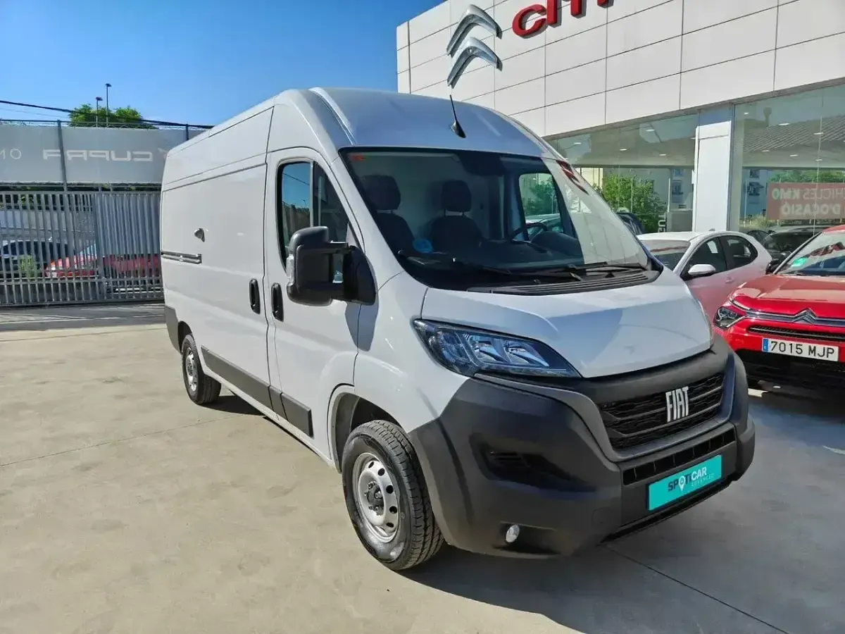 Usado Fiat Ducato Easy 140 CV (102 kW) 2023 Blanco Van