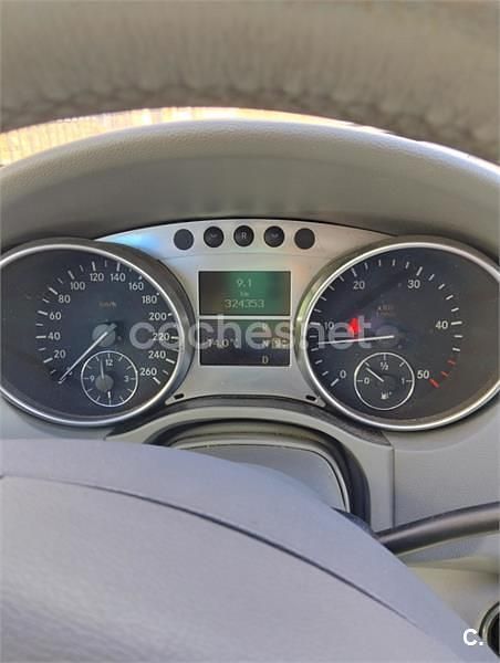 Negro Usado 2006 Mercedes ML280 SUV | 8700 € (Precio justo) - Imagen 1/4