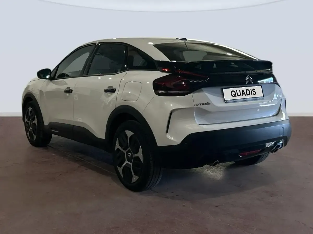 Usado Citroën C4 Feel 131 CV (96 kW) 2021 Blanco Berlina