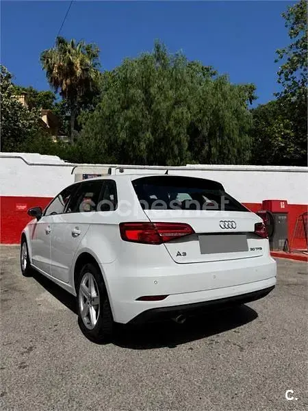 Usado Audi A3 116 CV (85 kW) 2020 Blanco Berlina