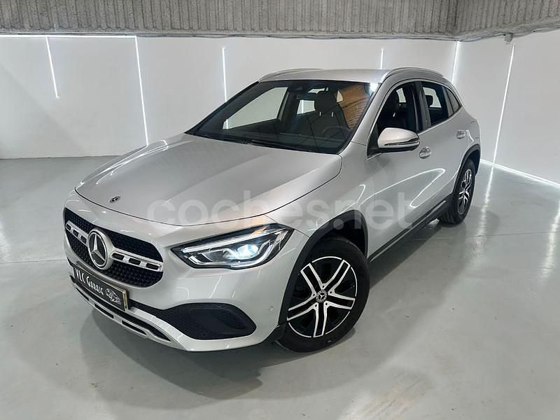 Gris / plata Usado 2021 Mercedes GLA200 SUV | 32.990 € (Precio justo) - Imagen 1/4