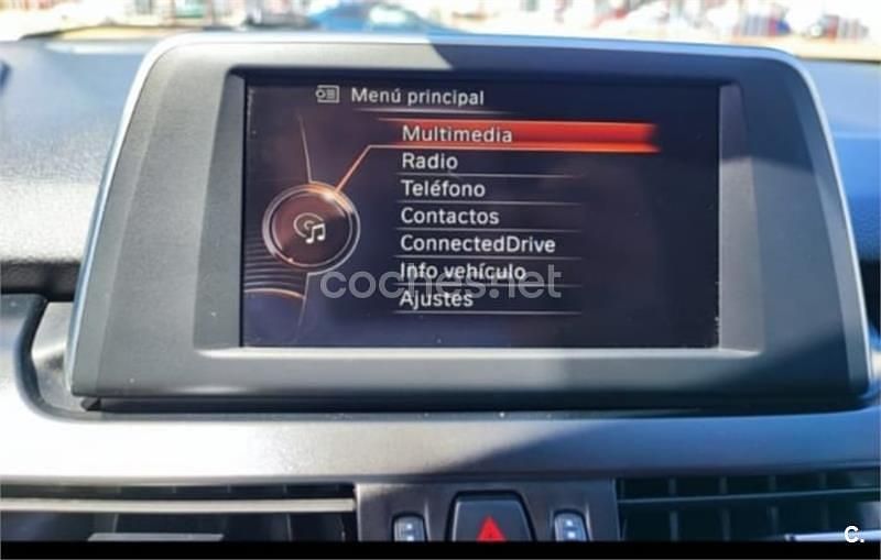 Usado BMW 216 Active Tourer 116 CV (85 kW) 2017 Blanco Monovolumen