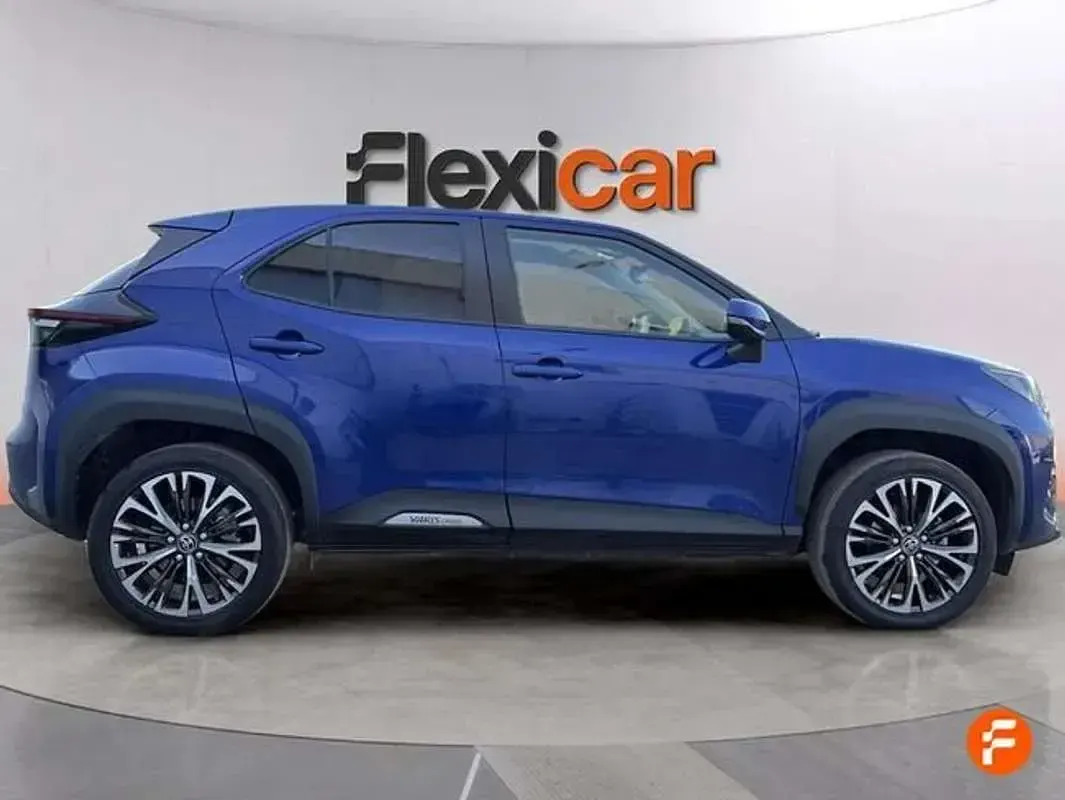 Usado Toyota Yaris Cross Active 116 CV (85 kW) 2022 Azul SUV