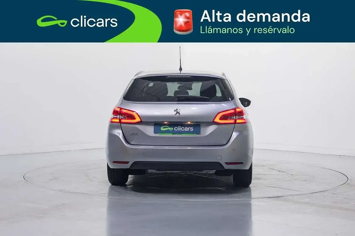 Usado Peugeot 308 SW Style 131 CV (96 kW) 2018 Gris Familiar