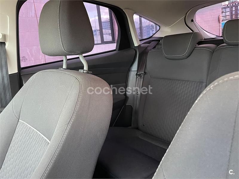 Azul Usado 2014 Ford Focus Trend Berlina | 8290 € (Precio justo) - Imagen 1/4