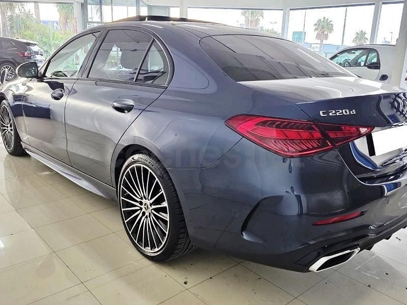 Usado Mercedes C220 197 CV (144 kW) 2025 Azul Berlina