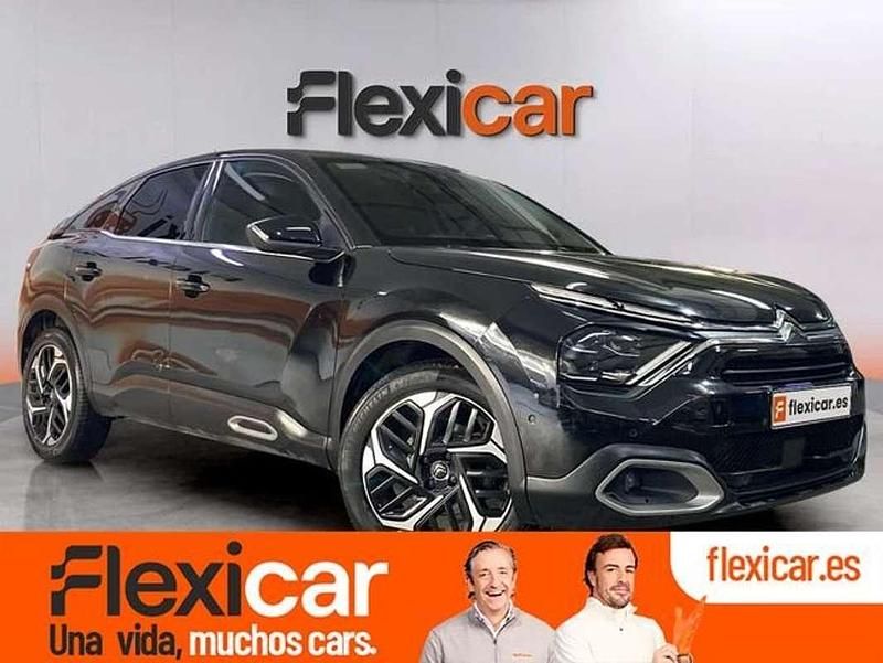 Begagnad Citroën C4 Feel 131 HK (96 kW) 2022 Svart Halvkombi