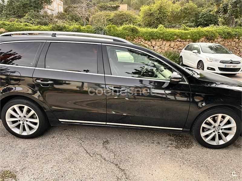Usado VW Passat Highline 140 CV (102 kW) 2013 Negro Familiar