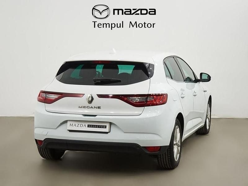 Usado Renault Mégane IV 90 CV (66 kW) 2017 Blanco Berlina